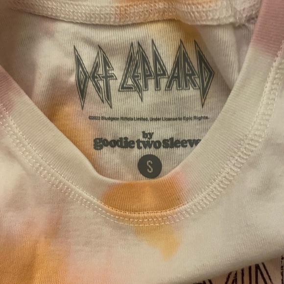 NWOT Def Leppard Tank - Picture 2 of 2